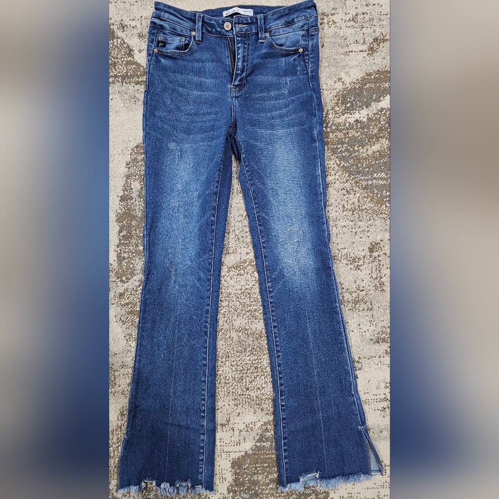 KanCan Blue Jeans with Frayed Hem